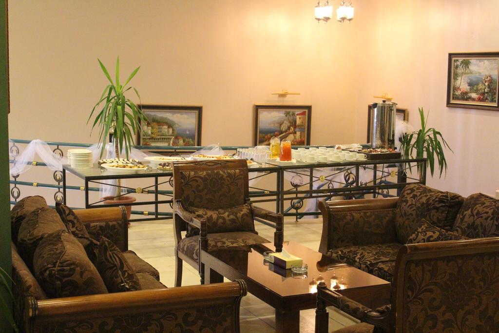 Al Fanar Palace Hotel And Suites Амман Экстерьер фото