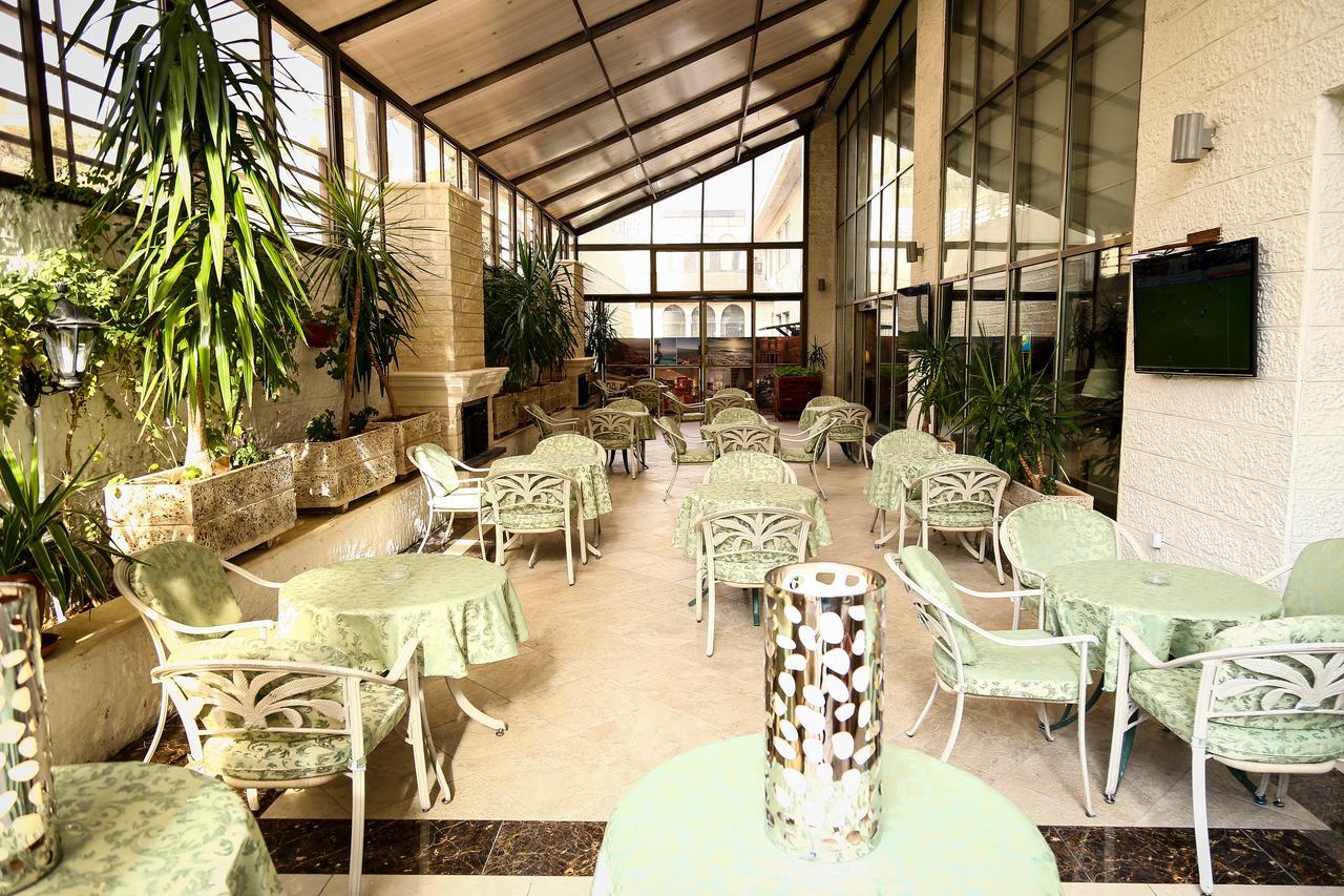 Al Fanar Palace Hotel And Suites Амман Экстерьер фото