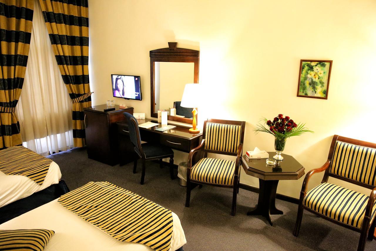 Al Fanar Palace Hotel And Suites Амман Экстерьер фото