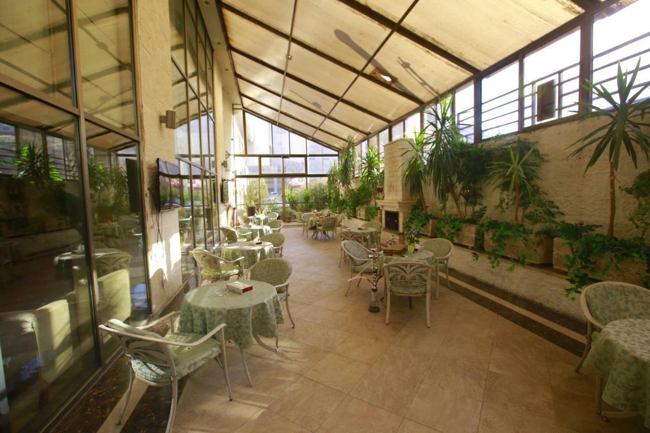 Al Fanar Palace Hotel And Suites Амман Экстерьер фото