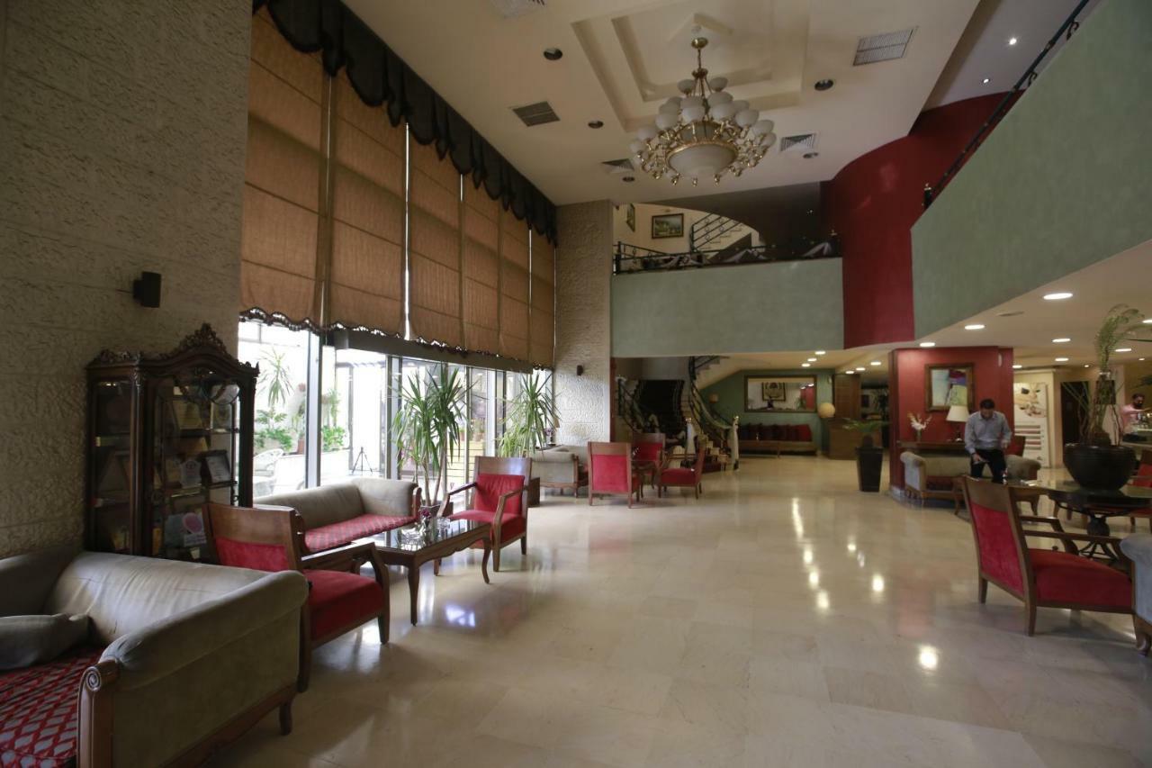 Al Fanar Palace Hotel And Suites Амман Экстерьер фото