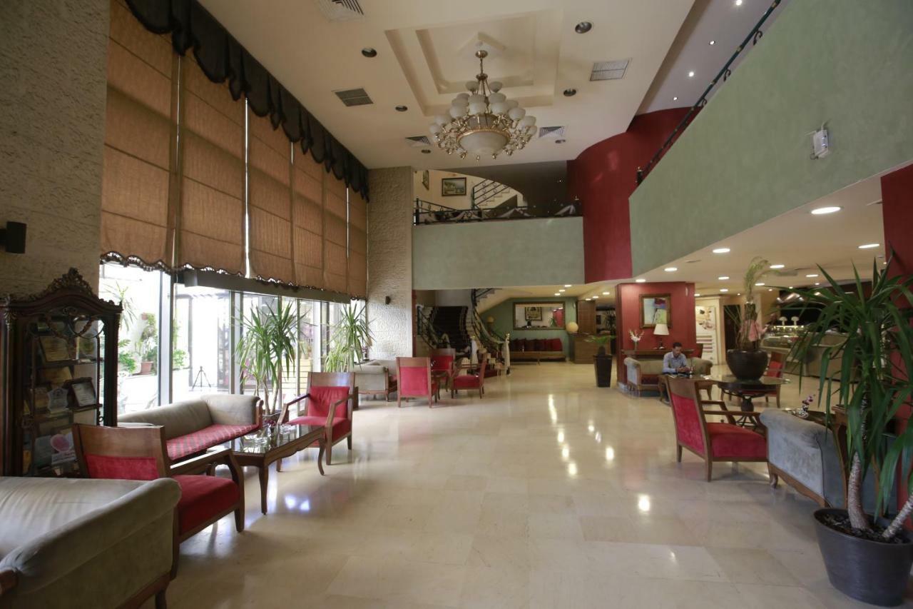 Al Fanar Palace Hotel And Suites Амман Экстерьер фото